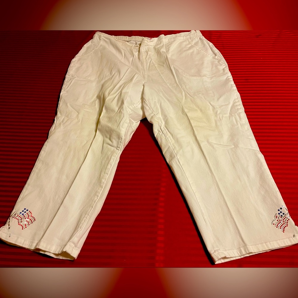 Pre-Owned White Quacker Factory Rhinestone DreamJeannes USA Patriotic Crop Pants